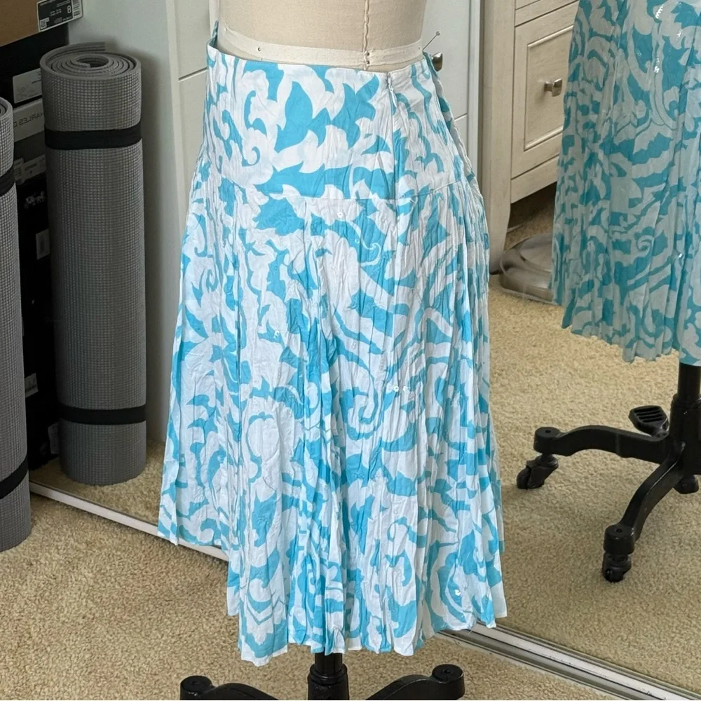 INC International Concept Blue and White Patterned Women's Skirt Size: 6